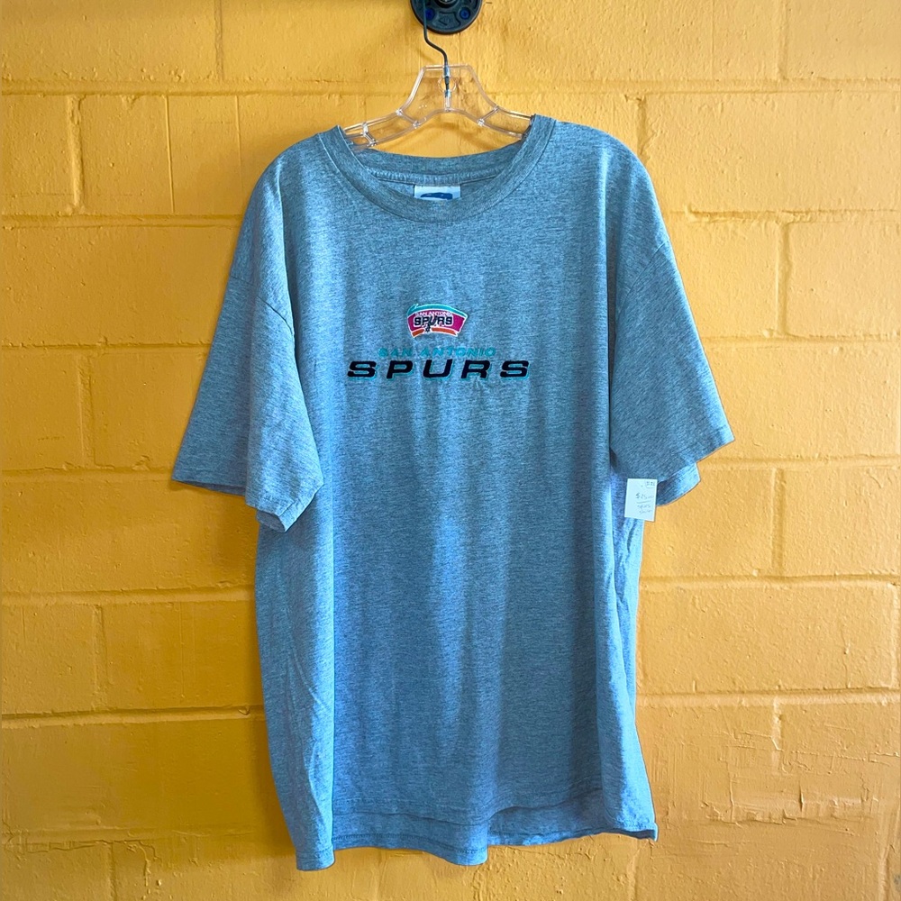 Vintage San Antonio Spurs t shirt